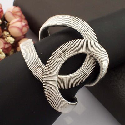 Classic alloy exaggerated bracelet